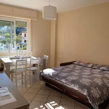 Casa Borgo Sanremo-mercato-centro Apartamento